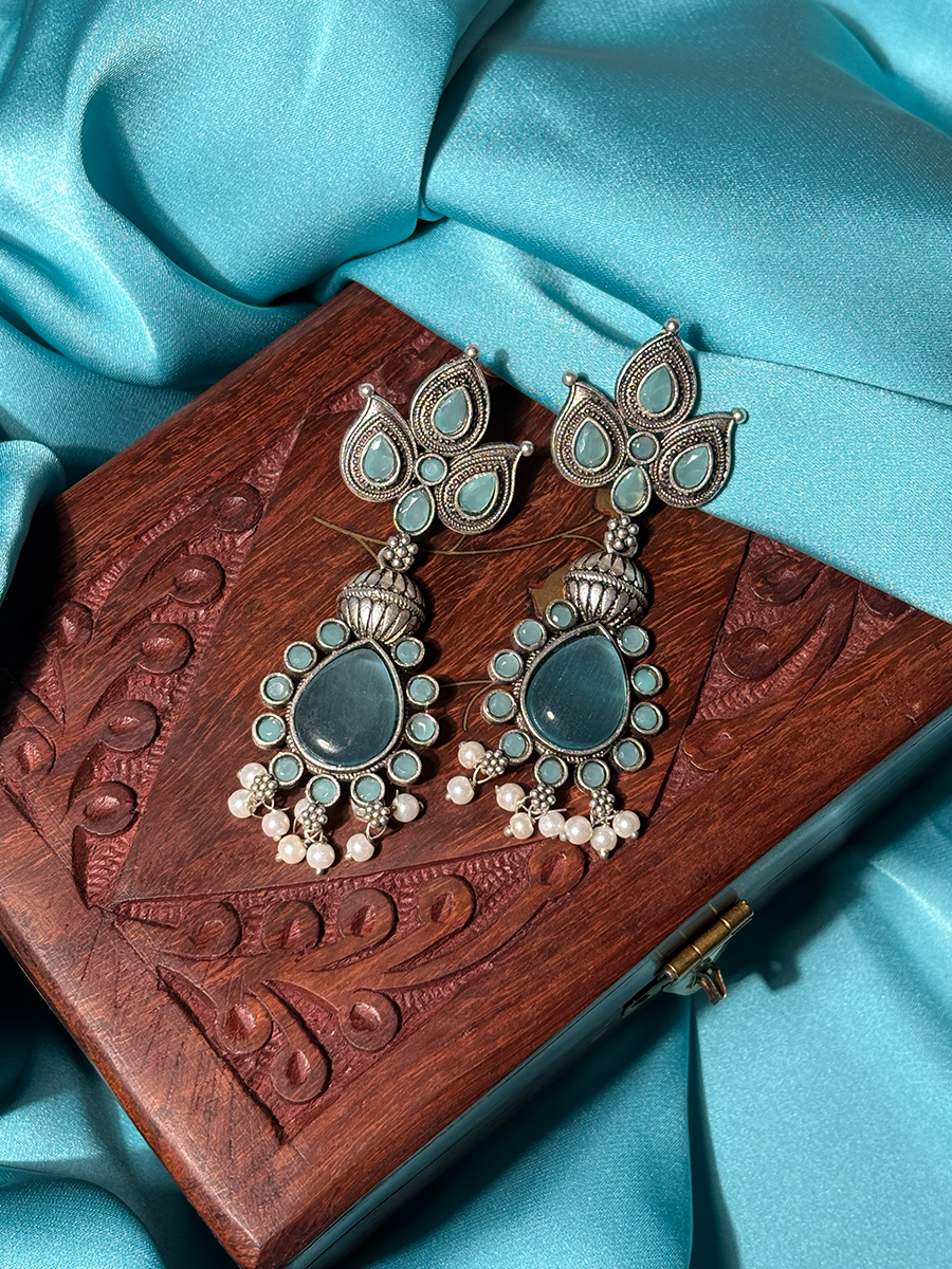 Manjari Earrings | Timeless Ethnic Jewelry for Women