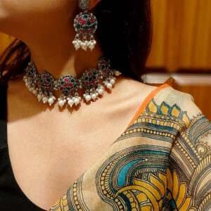 Rang Manjari Necklace Model